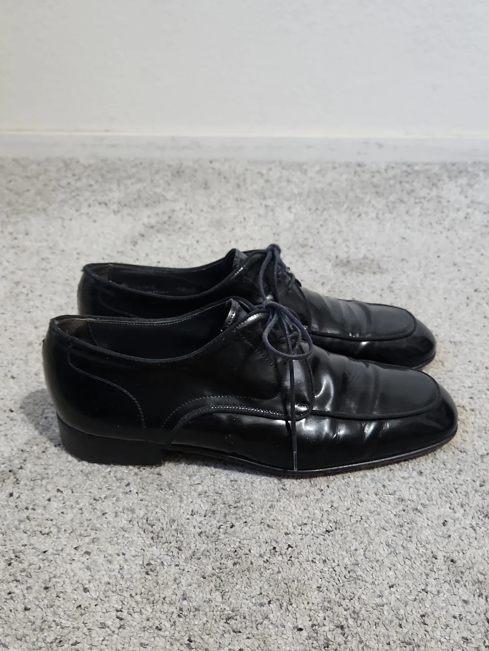 Bally Oronis Patent Calfskin Leather Shoes 8.5 D Mens Black